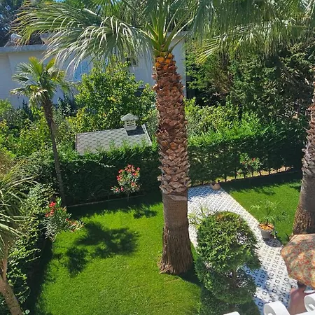 E5 Villa *